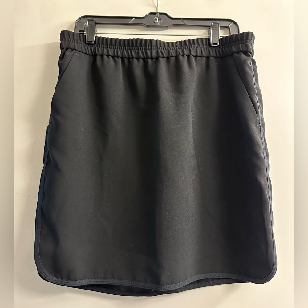J. Crew Factory C3596 Crepe pencil skirt with curved hem Black - Size 12
